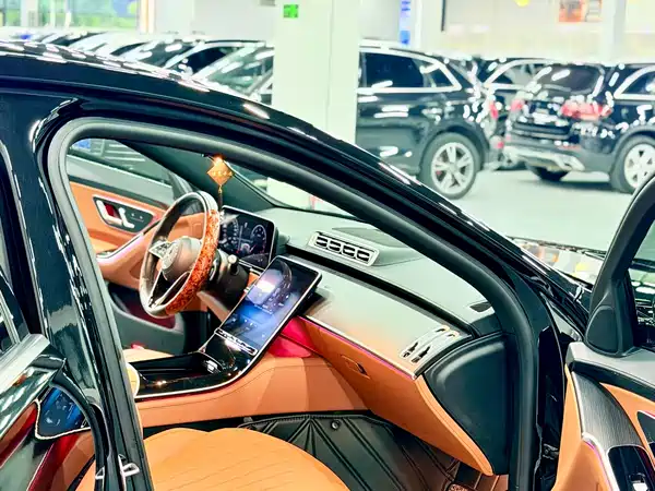 Mercedes-Benz S-Class 2023