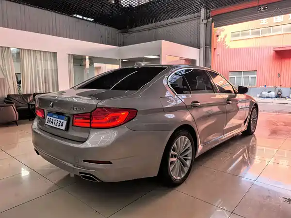 BMW 5 Series 2020