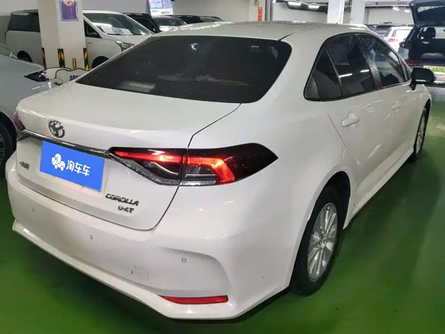 Toyota Corolla 2019 — фото 3