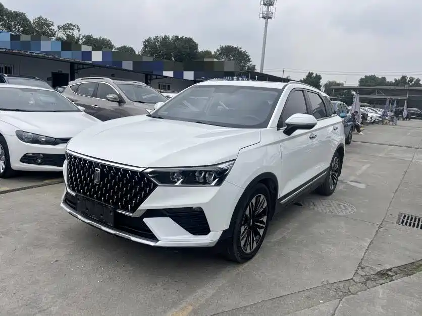 Bestune T77 2022