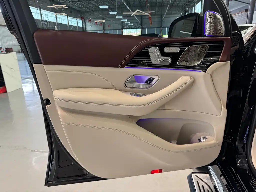 Mercedes-Benz GLS 2022 — фото 13