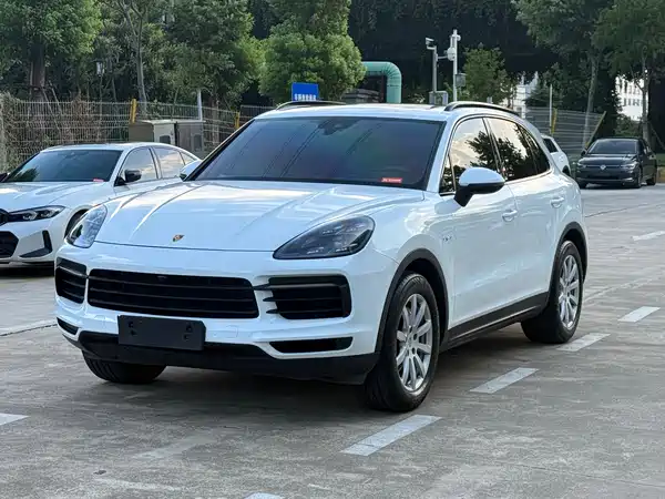 Porsche Cayenne New Energy 2020