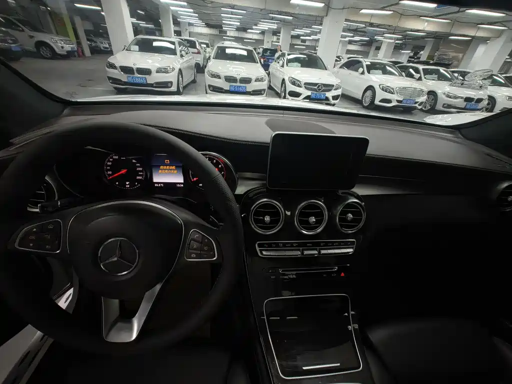 Mercedes-Benz GLC 2016 — фото 11