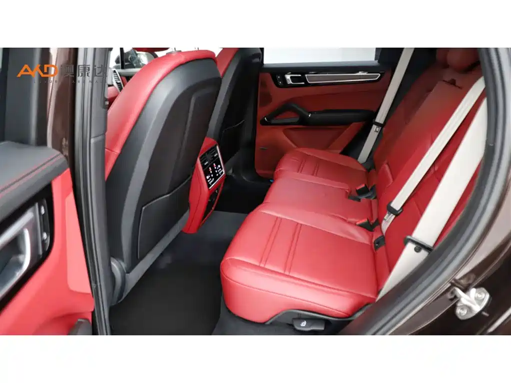 Porsche Cayenne 2023