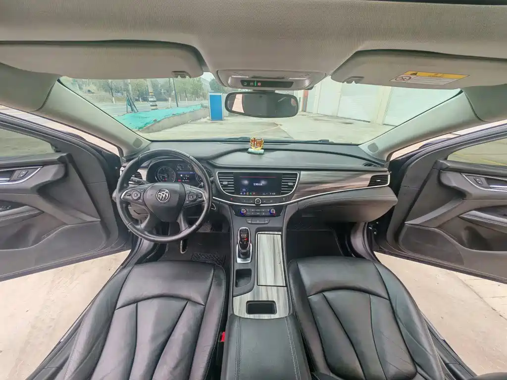 Buick LaCrosse 2020 — фото 17