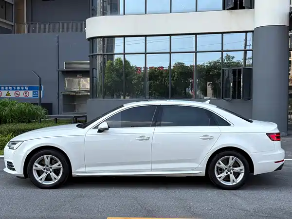 Audi A4L 2018