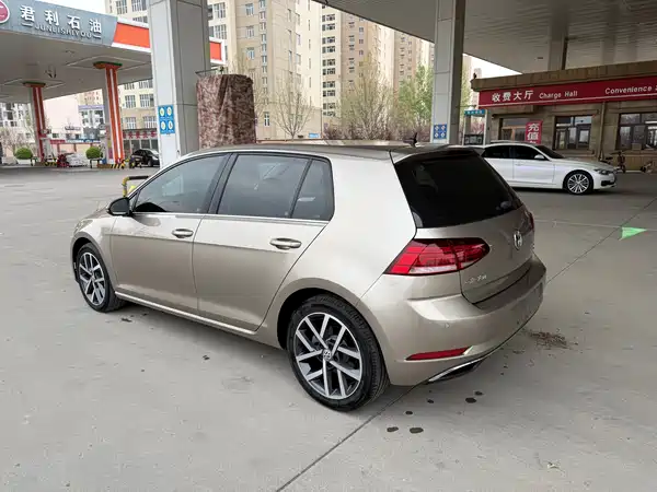 Volkswagen Golf 2020