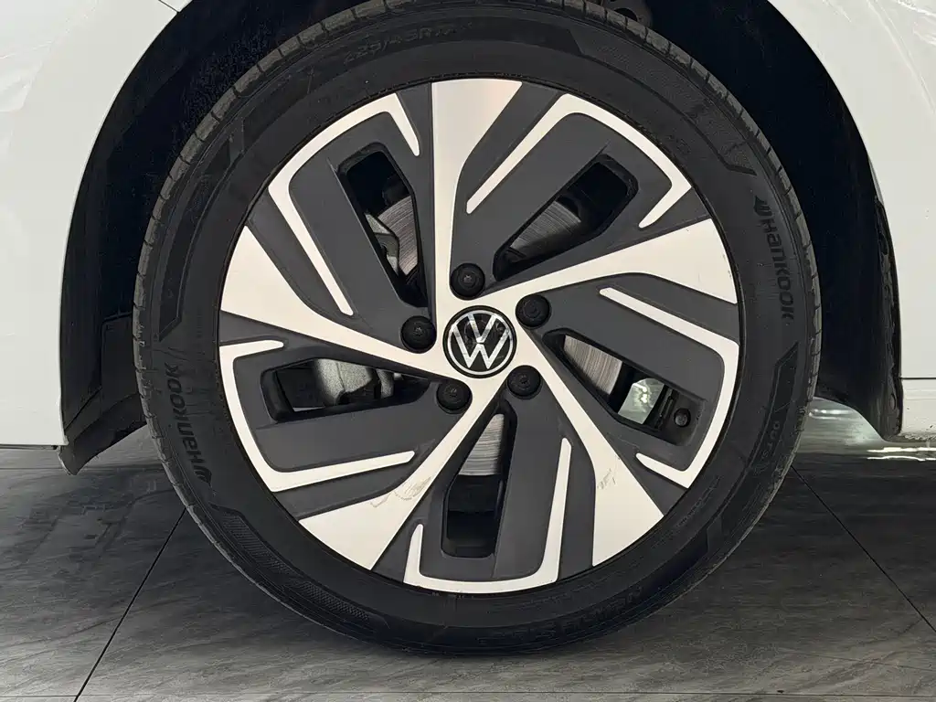 Volkswagen Bora 2023 — фото 16