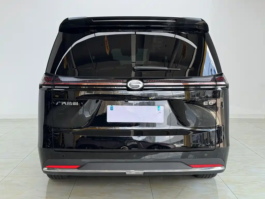 GAC Trumpchi E8 PHEV 2024 — фото 10