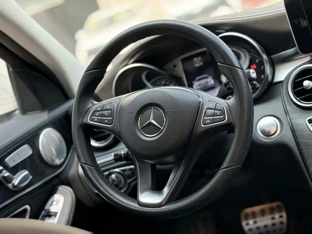 Mercedes-Benz C-Class 2018