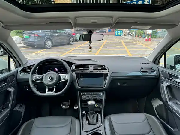 Volkswagen Tiguan L 2021