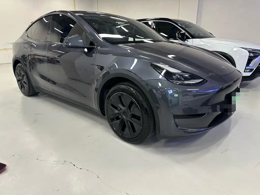 Tesla Model Y 2023 — фото 3