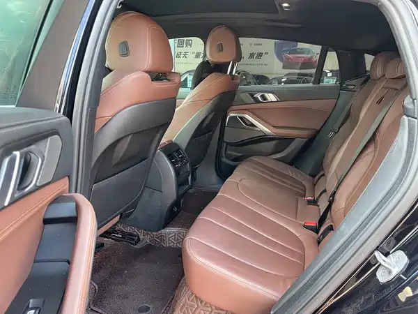 BMW X6 2021