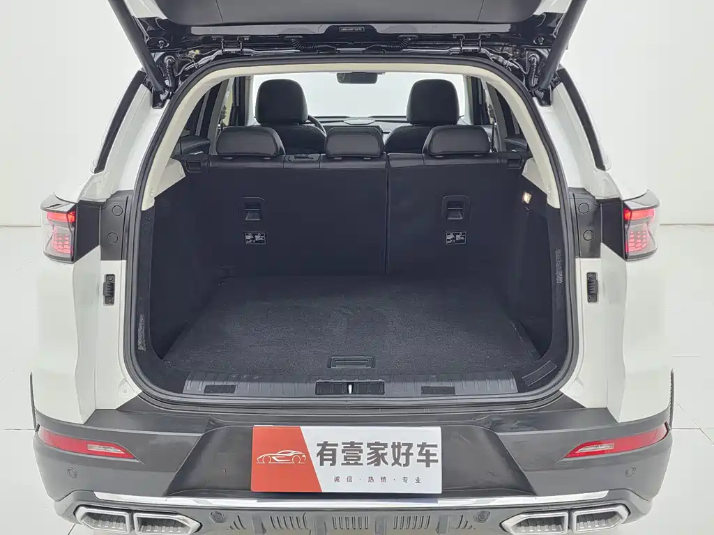 BAIC X7 2023 — фото 20