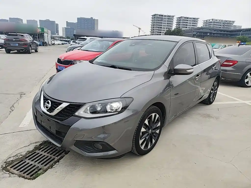 Nissan Tiida 2018 — фото 1