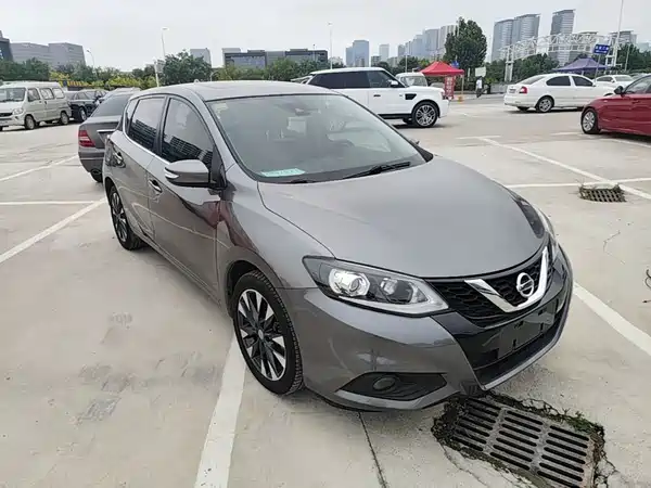 Nissan Tiida 2018