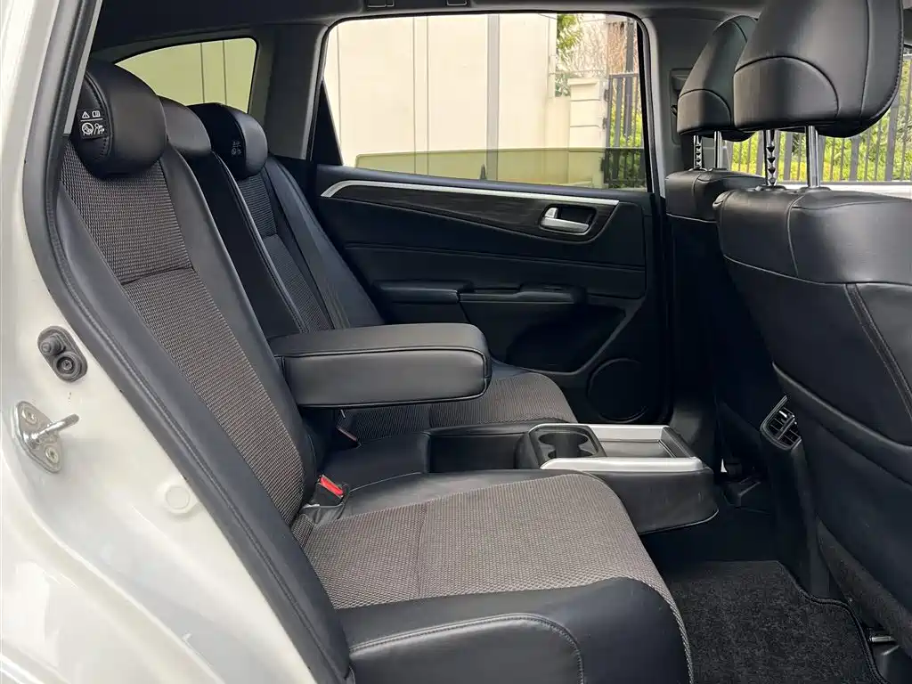 Honda Jade 2019 — фото 10