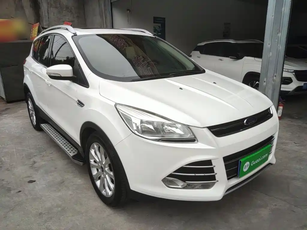 Ford Kuga 2015 — фото 4