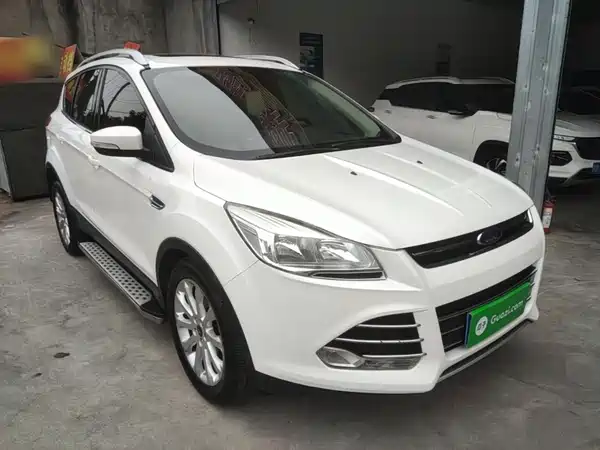 Ford Kuga 2015