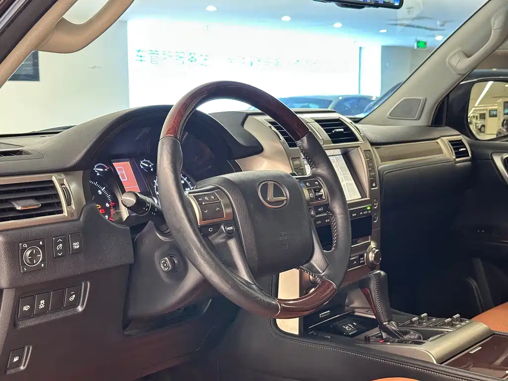 Lexus GX 2014 — фото 10