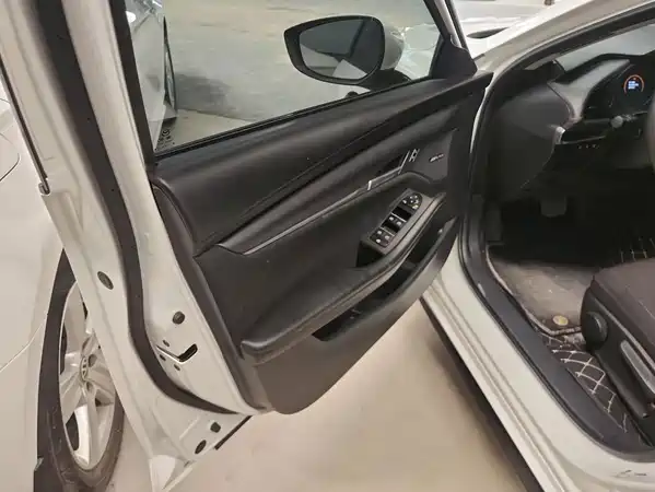 Mazda 3 Axela 2022