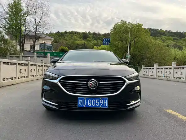 Buick LaCrosse 2022