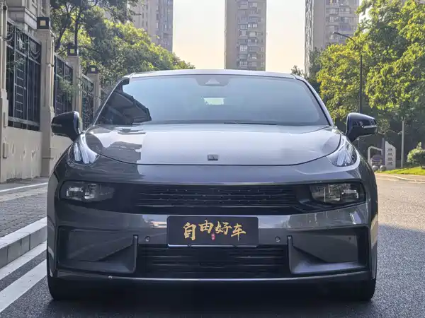 Lynk & Co 03 2021