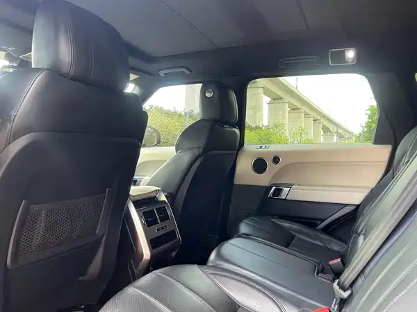 Land Rover Range Rover Sport 2014