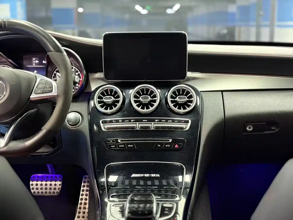 Mercedes-Benz C-Class AMG 2015 — фото 11