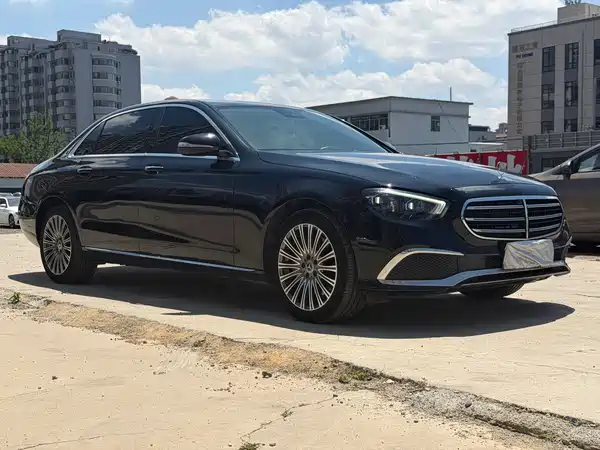 Mercedes-Benz E-Class 2017