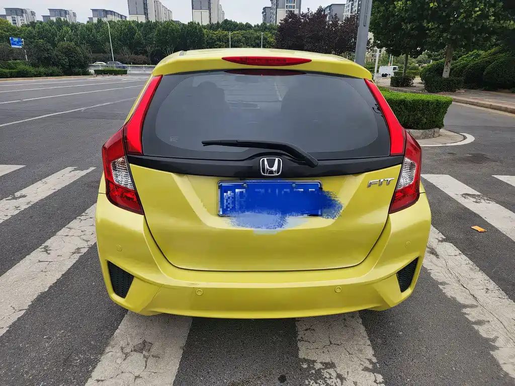 Honda Fit 2015 — фото 5