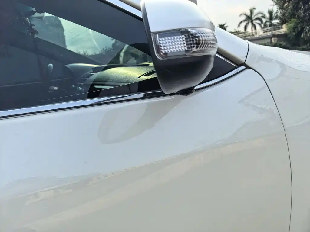 Toyota Camry 2015 — фото 14