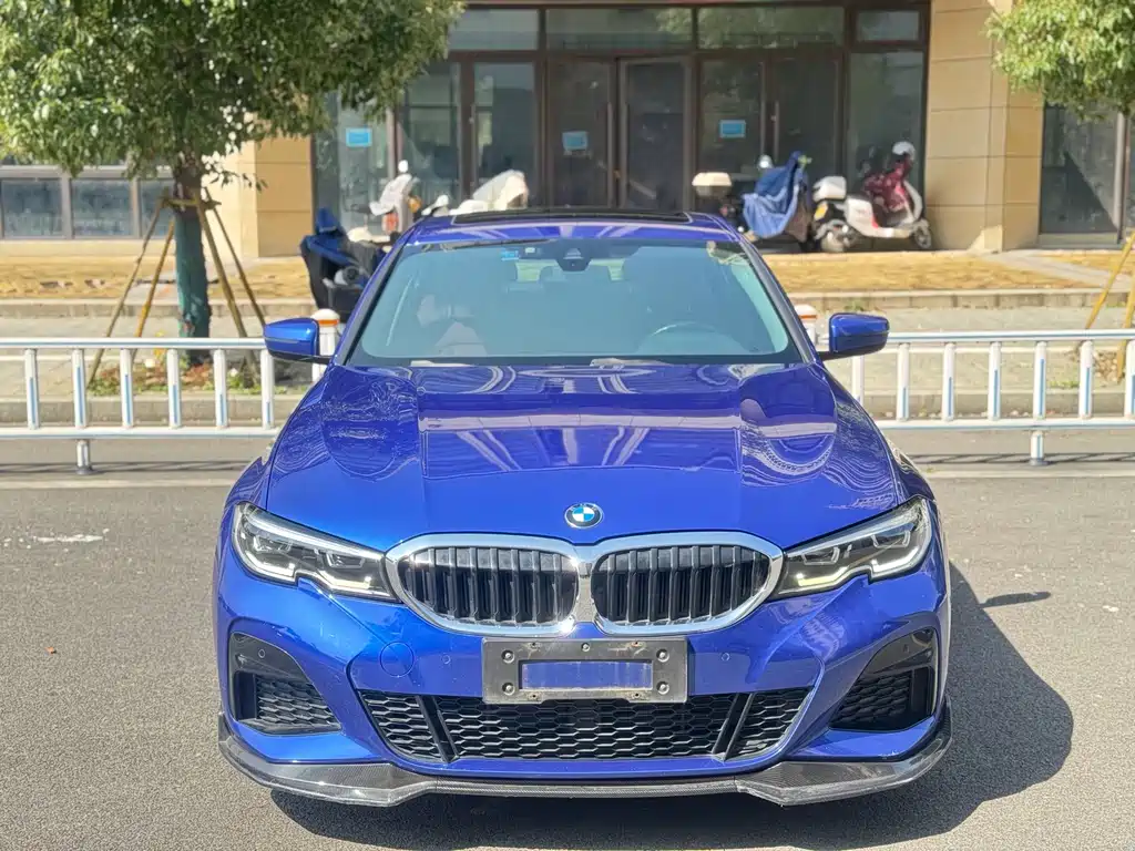 BMW 3 Series 2021