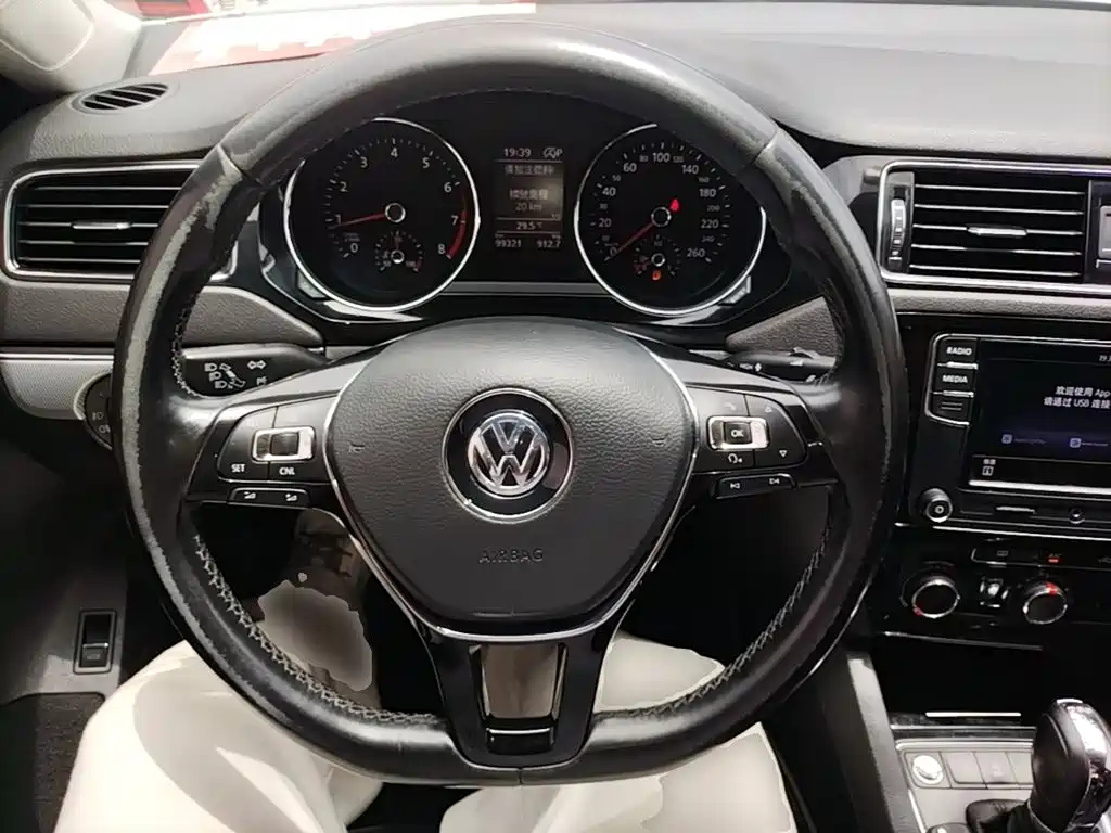 Volkswagen Sagitar 2019 — фото 11