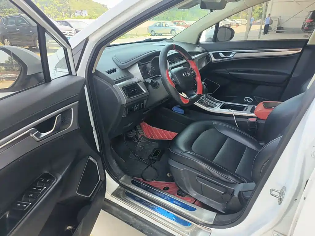 Geely Emgrand GS 2019 — фото 16
