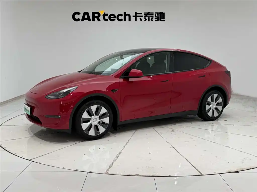 Tesla Model Y 2021