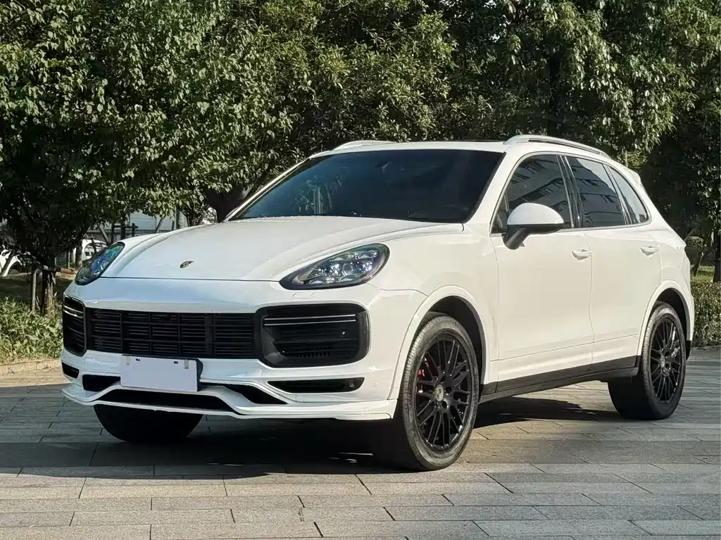 Porsche Cayenne 2014 — фото 1