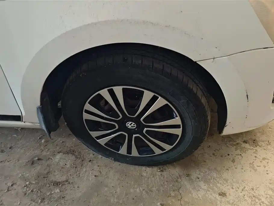 Volkswagen Santana 2016
