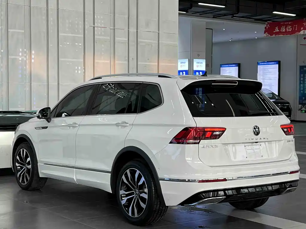 Volkswagen Tiguan L 2021 — фото 5