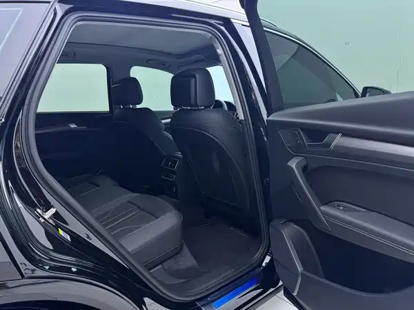 Audi Q5L 2022