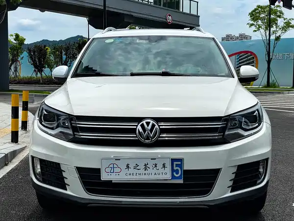 Volkswagen Tiguan 2015