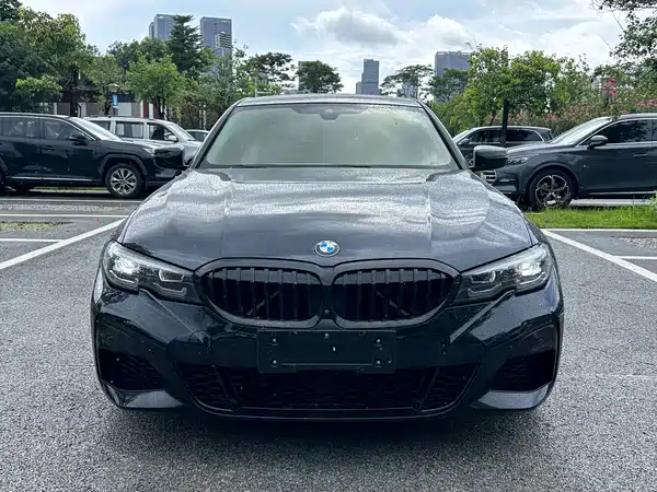 BMW 3 Series 2022
