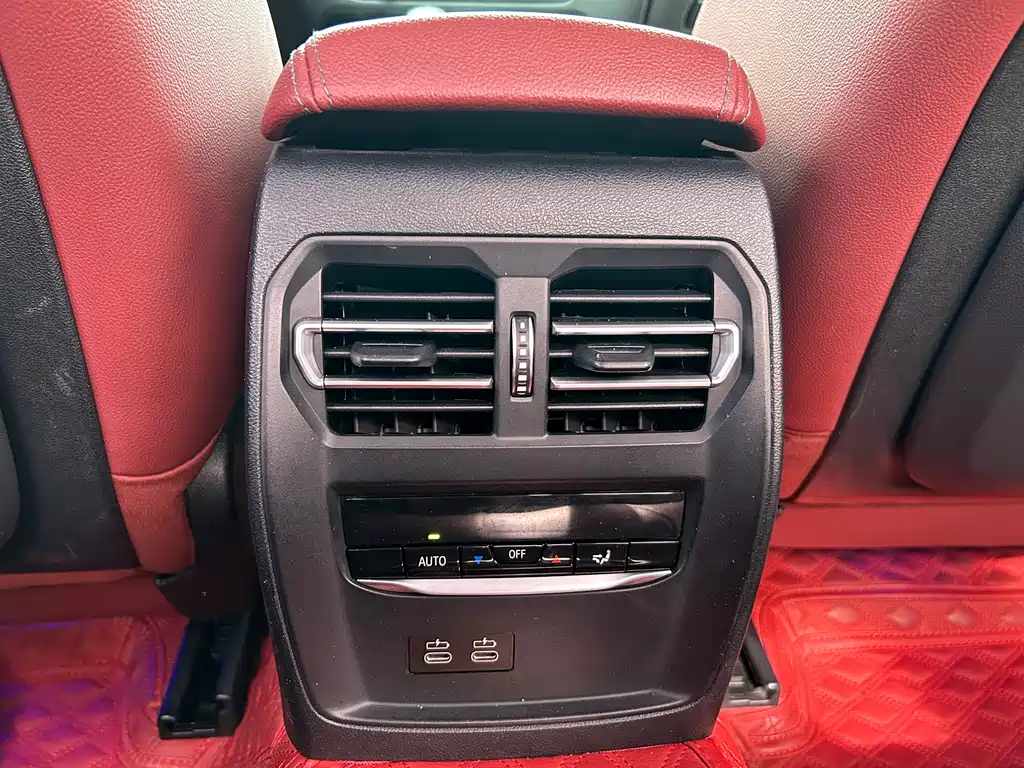 BMW 3 Series 2022 — фото 14
