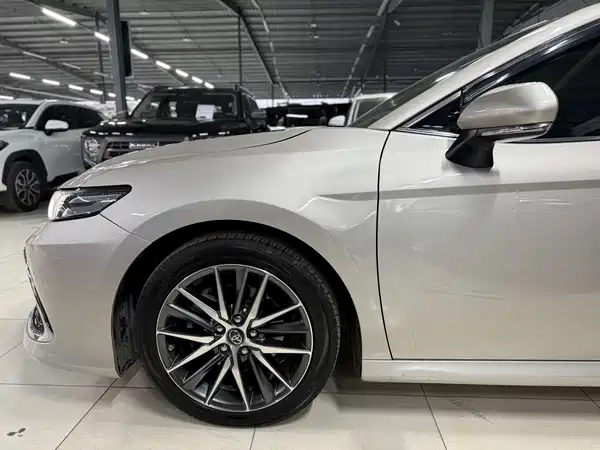 Toyota Camry 2021