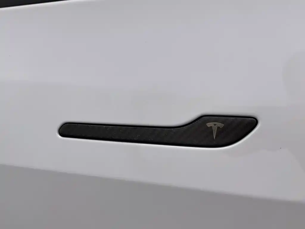 Tesla Model Y 2021 — фото 18