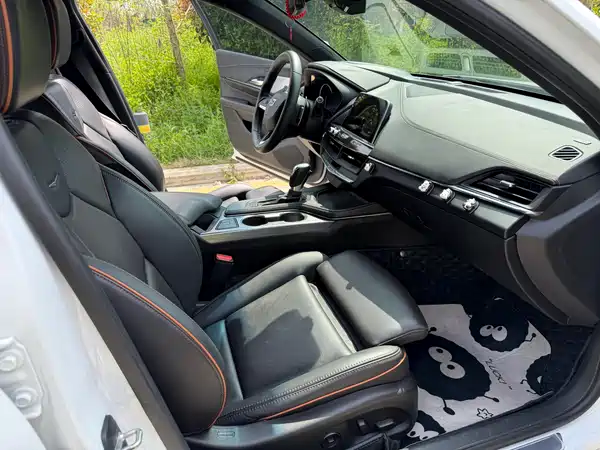 Cadillac CT4 2021