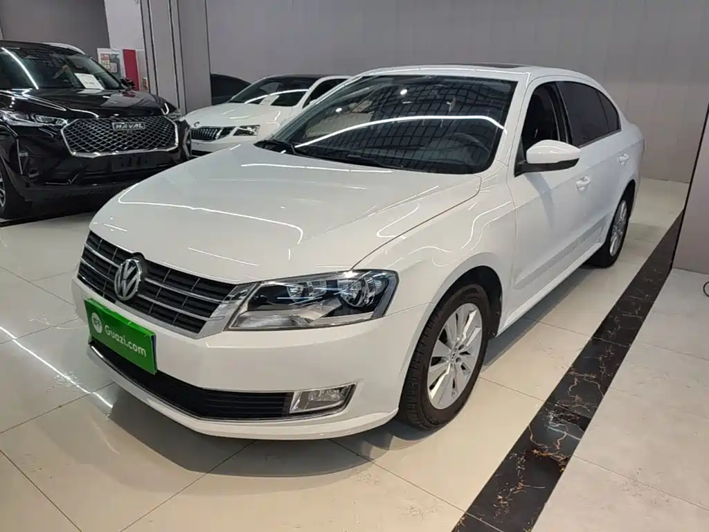 Volkswagen Lavida 2015