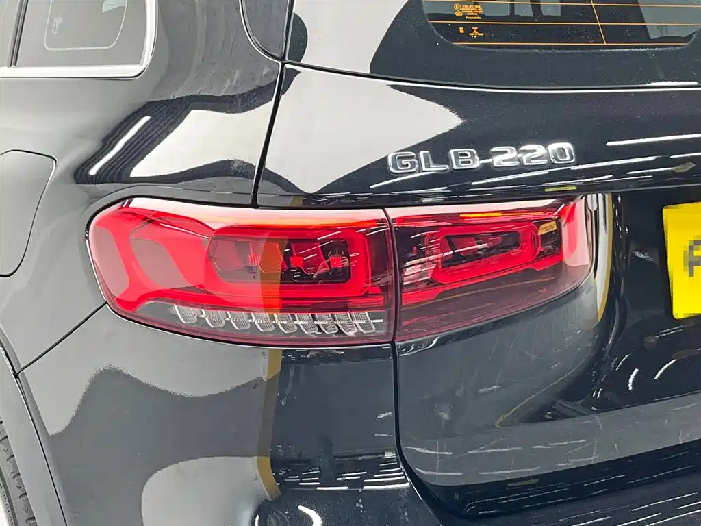 Mercedes-Benz GLB 2022 — фото 10