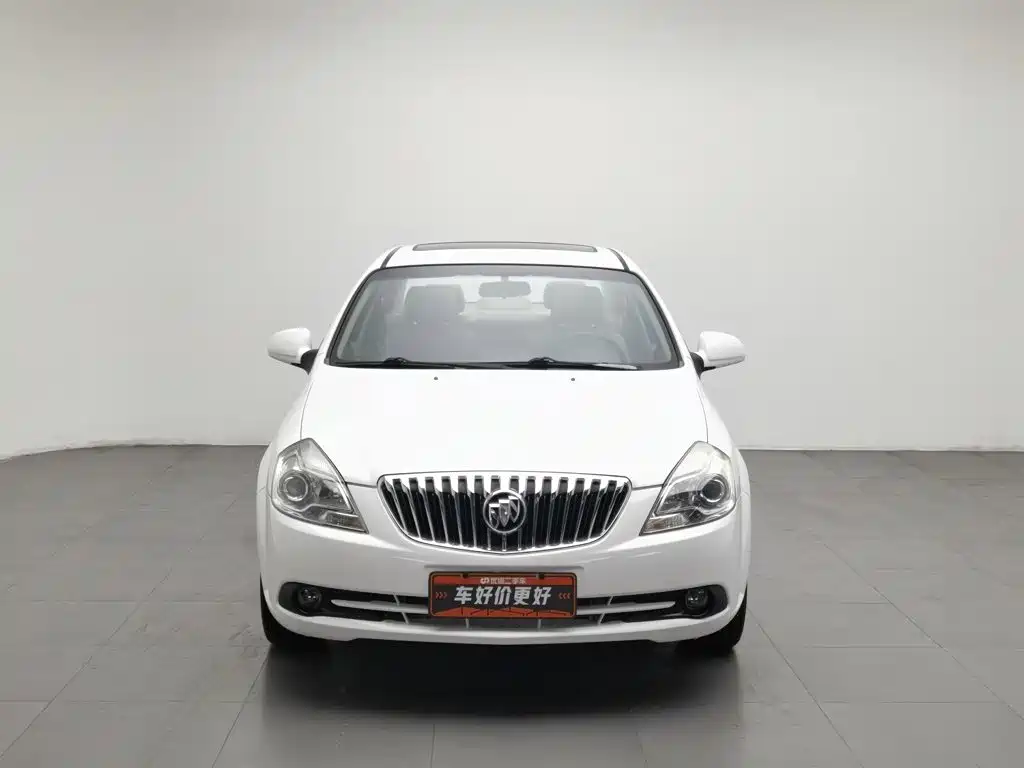 Buick Excelle 2013 — фото 3