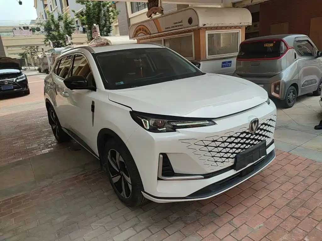Changan CS55PLUS 2024 — фото 4